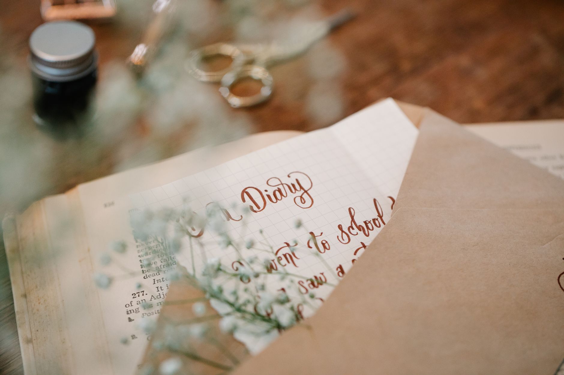 A handwritten note and envelope